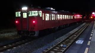 JR四国 キハ47(四トク)首都圏色 ←引キハ47 1086＋キハ47 114　368D　引田駅到着後　留置にむけ本線引上げ(★2022年3月改正で留置線は使用停止)　※2021年10月撮影