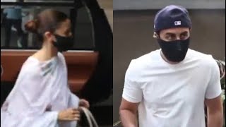 Alia And Ranbir Visit Neetu Kapoor's House On Rishi Kapoor's Death Anniversary