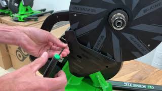 Adjusting belt tension on the Kinetic R1