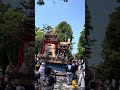 20220504 24初代後藤義光彫刻展示会鶴谷八幡宮にて　寺赤の山車ニノ鳥居から木遣にて鶴谷八幡宮拝殿へ