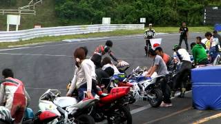 2012.09.29 弐輪道カップ　茂原　ビギナー　2時間耐久　スタート準備