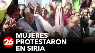 Mujeres protestaron en Siria