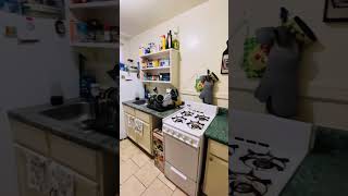 4309 Grove Apt 8