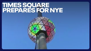 Times Square preparations for New Year's Eve: Details