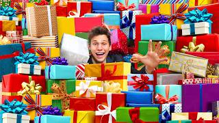 I Surprised YouTubers with 100 Presents!