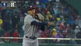 HOU@BOS: Correa fields, throws out Betts at first