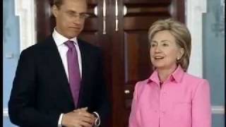 Secretary Clinton Meets Finnish Foreign Minister