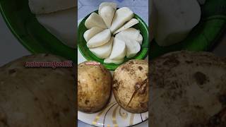 What you call this fruit in ur area?🤔 #chinialu #sakhalu #jicama #shorts #viral