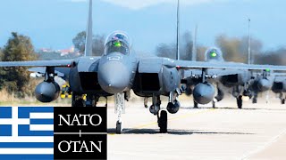 ΝΑΤΟ, Ελλάδα. Μαχητικά F-15E της Πολεμικής Αεροπορίας των ΗΠΑ κατά τη διάρκεια συμμαχικών ασκήσεων.