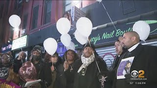 Vigil held in memory of Harlem teen who was fatally stabbed