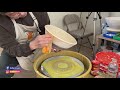 559. glazing a large salad bowl with hsin chuen lin林新春 大碗上釉示範