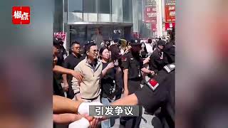 60岁甄子丹出席活动被指排场太大，观众被安保粗暴对待，本人道歉