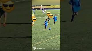 kyougapenpenが行く🔥体格差なんて関係ない🔥小学生サッカーを楽しむ😆ドリブル フェイント 集No.8