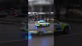 Police car sounds from various countries. also subscribe for sailing videos and games.