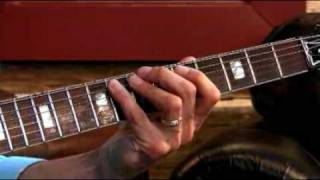 Larry Carlton - 335 Improv - The Diminished Scale - Blues Guitar Lessons