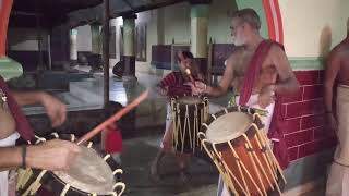 Chenda melam at edneer mutt