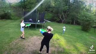 Goblies play paint for water guns