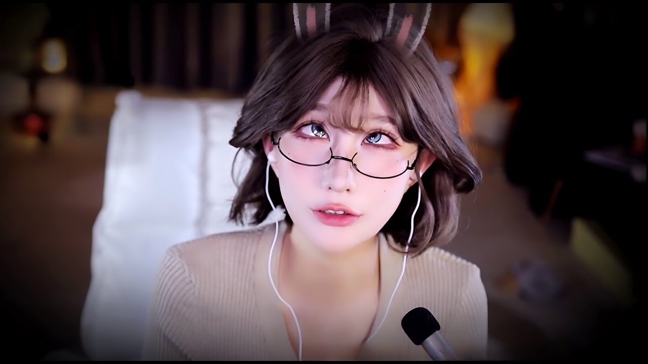 Asmr Ear Massage Tapping Mic Triggers Relaxation Youtube