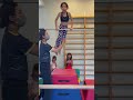 LEIKA ATRAKSI PAS GYMNASTIC, OTOT TANGANNYA KUAT BANGET #leika #shorts #viral