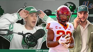 LIVE REACTION TO NEW YORK JETS DRAFTING BREECE HALL & JEREMY RUCKERT !