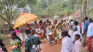 കടുമേനി കടയകര വട്ടകയത്ത് ചാമുണ്ഡിയെശ്വരി ഷേഖ്ത്രം കലവറ നിറകൽ ഘോഷ യാത്രയിലെ കാഴ്ച