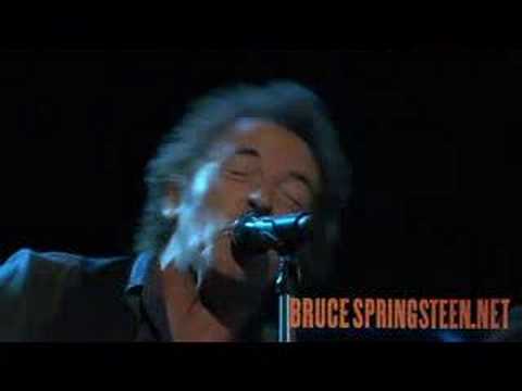 Bruce Springsteen Radio Nowhere 2007 - YouTube