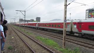 [IRFCA] Ajmer - Bandra Superfast crossing my EMU