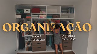 Como deixei meu novo guarda-roupa super organizado e como você pode fazer o mesmo.