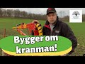 Traktorn kör fast på åkern?! Då blir lösningen att modifiera om skogs vagnen KRANMAN! Plockar sten..