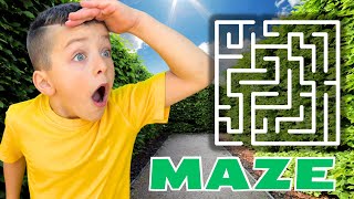 Maze Escape 🧩 Family Fun Trips!