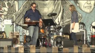 Alison Krauss & The Jerry Douglas Band — "Don't Leave Me This Way" — Live