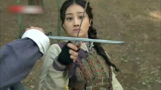 The young woman duel with the Japanese master. ⚔ action