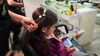 peinado de niña para fiesta, primera comunión, boda, peinado facil con trenzas