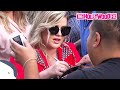 Kelly Clarkson Signs Autographs For Fans Before Her Performance At Jimmy Kimmel Live! Studios