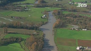 Stillaguamish River floods after overnight storm