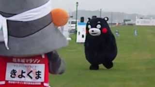 くまモンのかけっこ対決！ 熊本城マラソンPR in 下関 2014.8.19