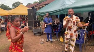 ORIENTAL BROTHERS || IHE OMA ADIGHI ONYE OSO LIVE BY MR. LECTURER