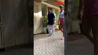 Sara Ali Khan & Saif Ali Khan's CUTE moment outside the latter's house #shorts #saraalikhan