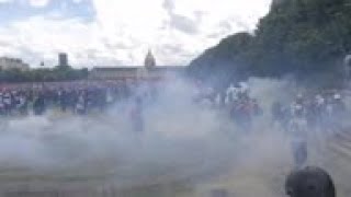 Clashes at healthworker protest in Paris