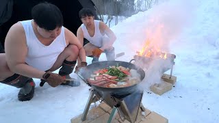 【極限メシ】−15℃で石狩鍋！〜命の炎を絶やすな〜