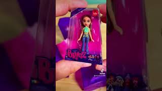 Unboxing Bratz Mini