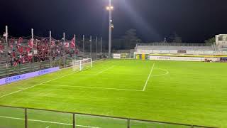 9/10/23 Fermana - Perugia 0-2 ... tifo della curva perugina in trasferta prima del calcio d'inizio