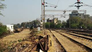 The king GATIMAAN EXPRESS Hazrat Nizamuddin - Jhansi Junction india's fastest train crossing mathura