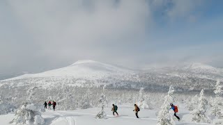 山スキーin岩手三つ石山-Ascending Ski Touring in Three Stones Mountain, Iwate, Japan