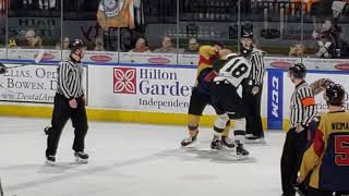 Loren Ulett vs Zahn Utah Grizzlies at Kansas City Mavericks