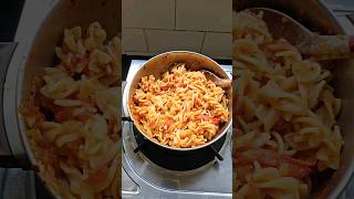 tomato pasta #friday #pasta #tomato #easy #mom #asmr #ketchup #kisan #domino #pizza #home #delhi