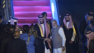 Saudi Arabia's Crown Prince Mohammed bin Salman arrives in India
