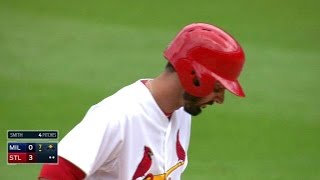 MIL@STL: Carpenter hits a line drive to plate Wong