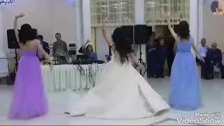 رقص اجمل عروس👰 على اجمل اغنيه🎤🎸 تركيه الوصف👇👇😘😘