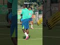 VINI JR. APARECE COM NOVO VISUAL EM TREINO DA SELEÇÃO BRASILEIRA